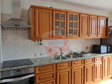 Apartamento T3 para Venda em Corroios
