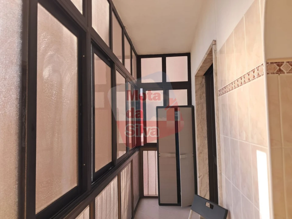 Apartamento T3 para Venda em Corroios Foto 6