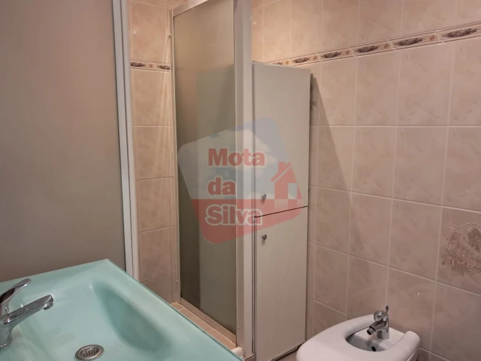 Apartamento T3 para Venda em Corroios Foto 14