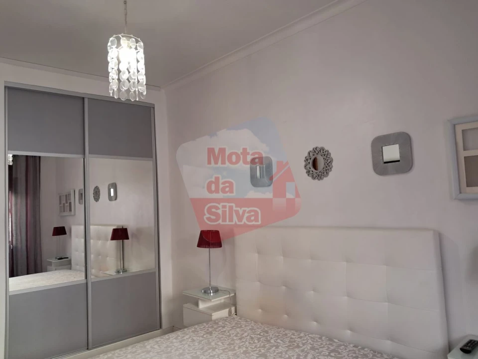 Apartamento T3 para Venda em Corroios Foto 9
