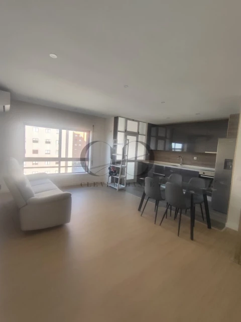 Apartamento T2 para Venda em Vilar de Andorinho