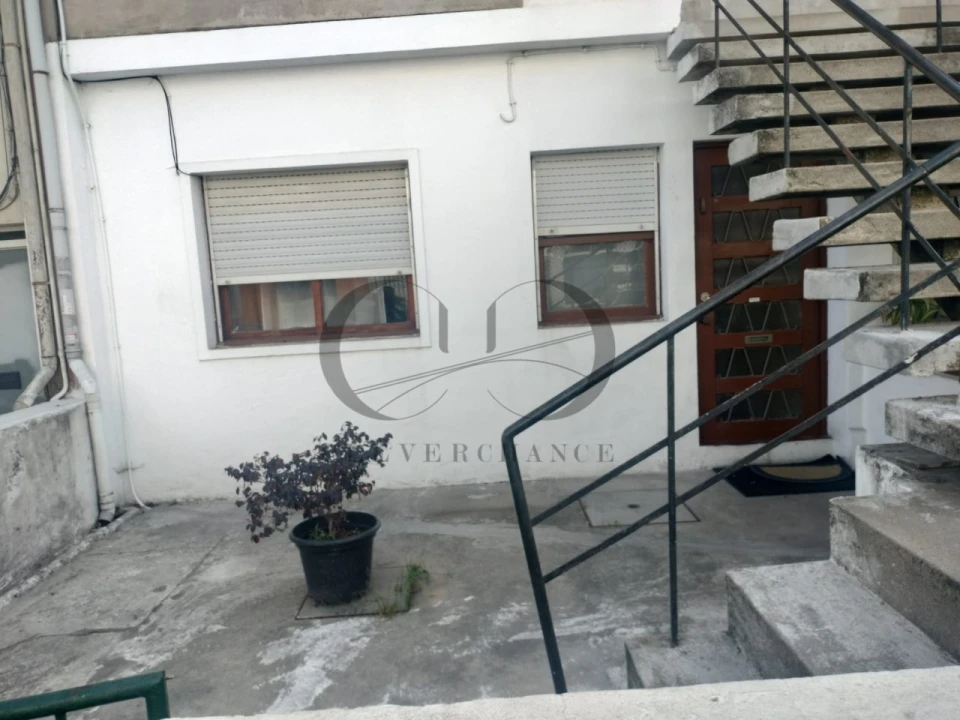 Apartamento T1 para Venda em Oliveira do Douro Foto 21