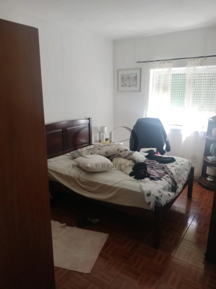 Apartamento T1 para Venda em Oliveira do Douro Foto 14