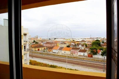 Apartamento T3 para Venda em Alto do Seixalinho, Santo André e Verderena