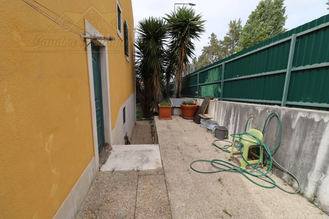 Moradia T4 para Venda em Sobral de Monte Agraço Foto 22