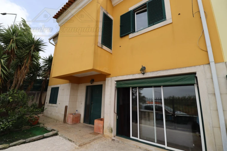 Moradia T4 para Venda em Sobral de Monte Agraço Foto 25