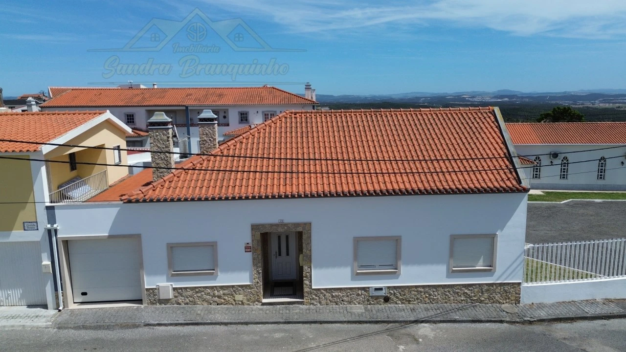 Moradia T3 para Venda em Santa Barbara Foto 1