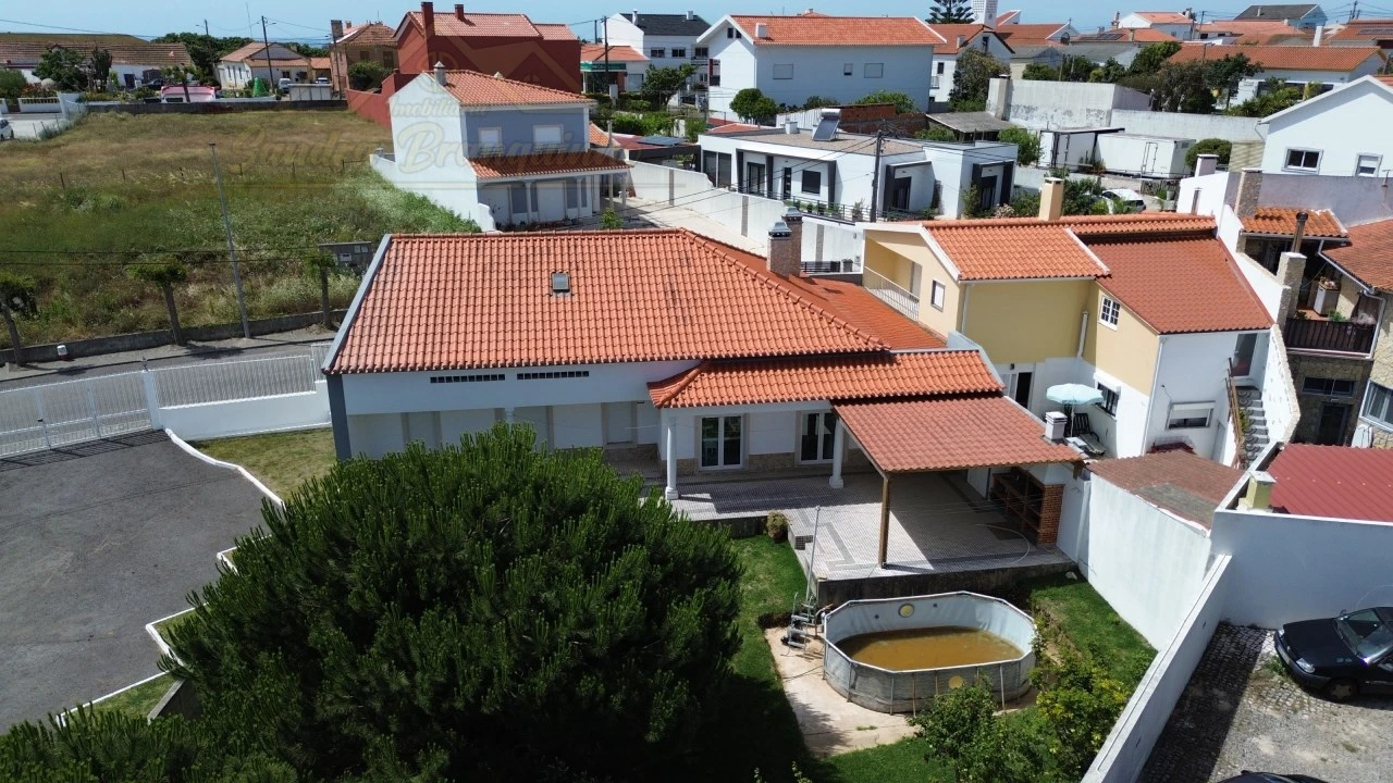 Moradia T3 para Venda em Santa Barbara Foto 2