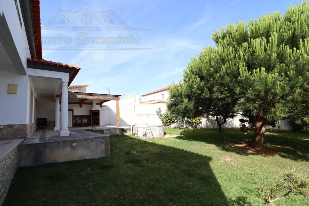 Moradia T3 para Venda em Santa Barbara Foto 46