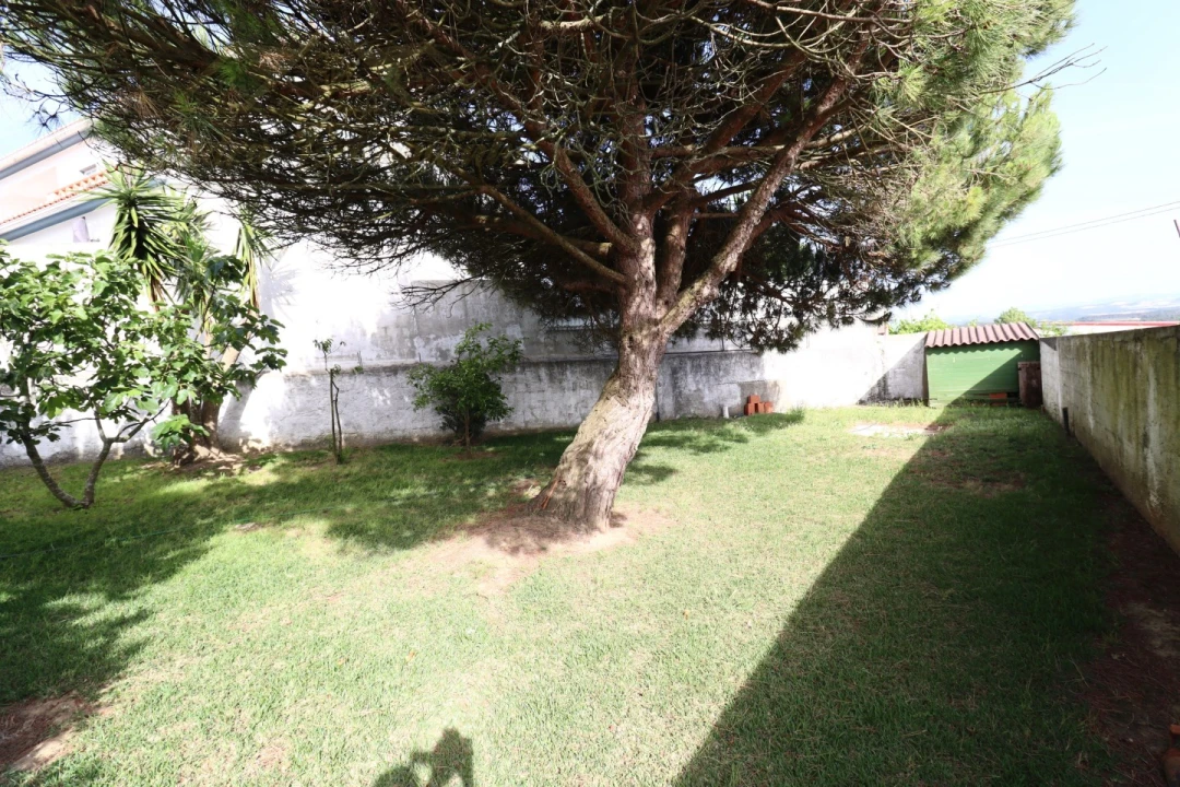 Moradia T3 para Venda em Santa Barbara Foto 49