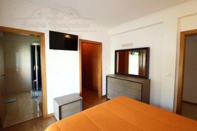 Moradia T3 para Venda em Santa Barbara