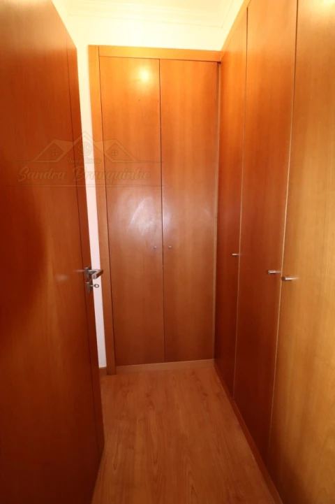 Moradia T3 para Venda em Santa Barbara
