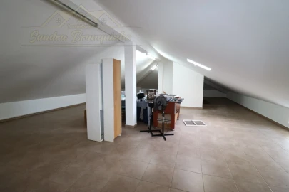 Moradia T3 para Venda em Santa Barbara