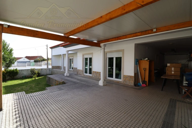 Moradia T3 para Venda em Santa Barbara Foto 44