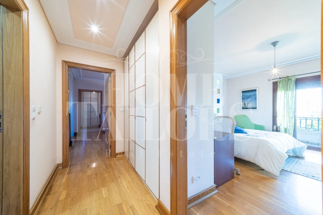 Apartamento T5 para Arrendamento em Sacavém e Prior Velho Foto 21