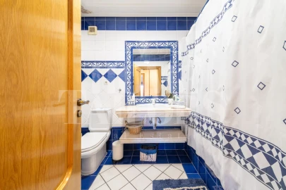 Apartamento T5 para Arrendamento em Sacavém e Prior Velho