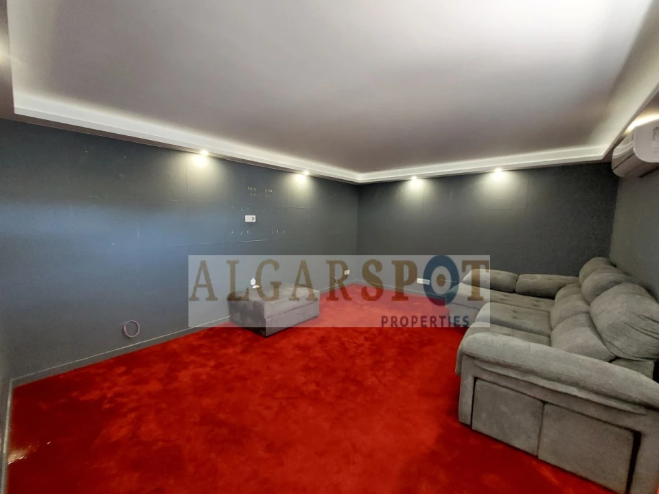 Moradia T4 para Venda em Almancil Foto 40