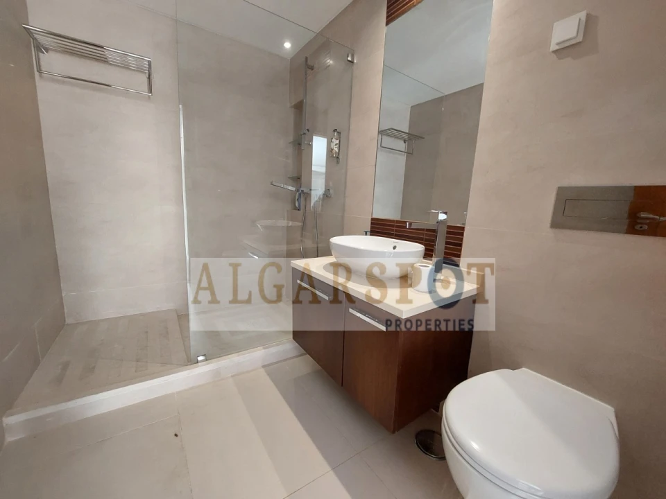 Moradia T4 para Venda em Almancil Foto 39
