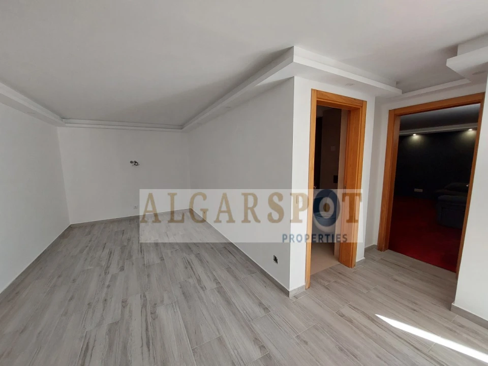 Moradia T4 para Venda em Almancil Foto 38