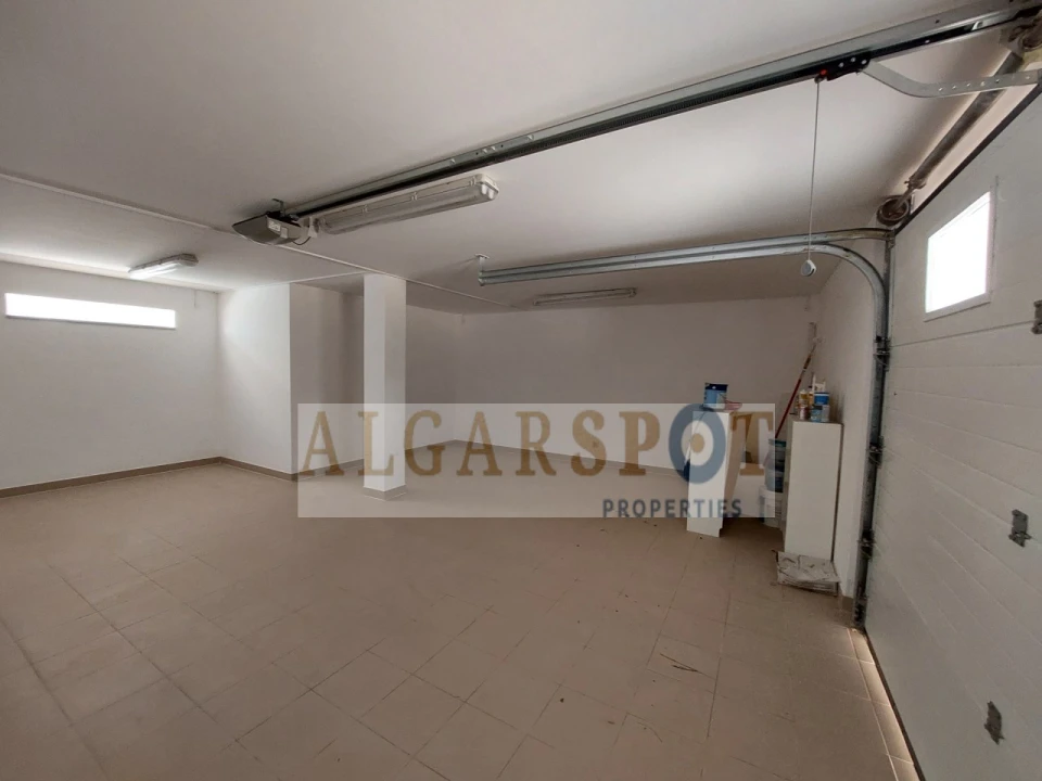 Moradia T4 para Venda em Almancil Foto 48