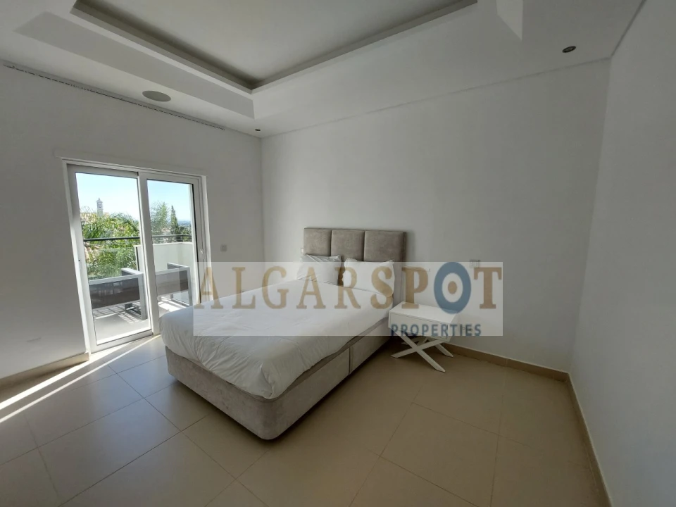 Moradia T4 para Venda em Almancil Foto 34