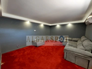 Moradia T4 para Venda em Almancil
