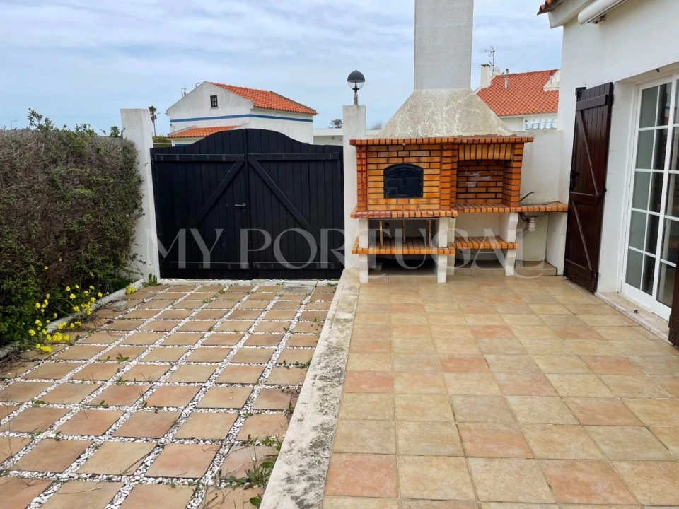 Moradia T3 para Venda em Porto Covo Foto 28