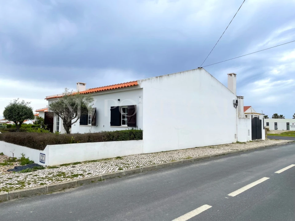 Moradia T3 para Venda em Porto Covo Foto 31