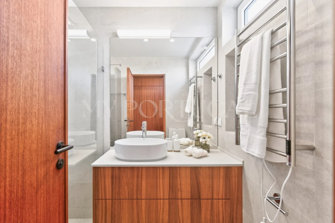 Apartamento T4 para Venda em Cascais e Estoril Foto 30