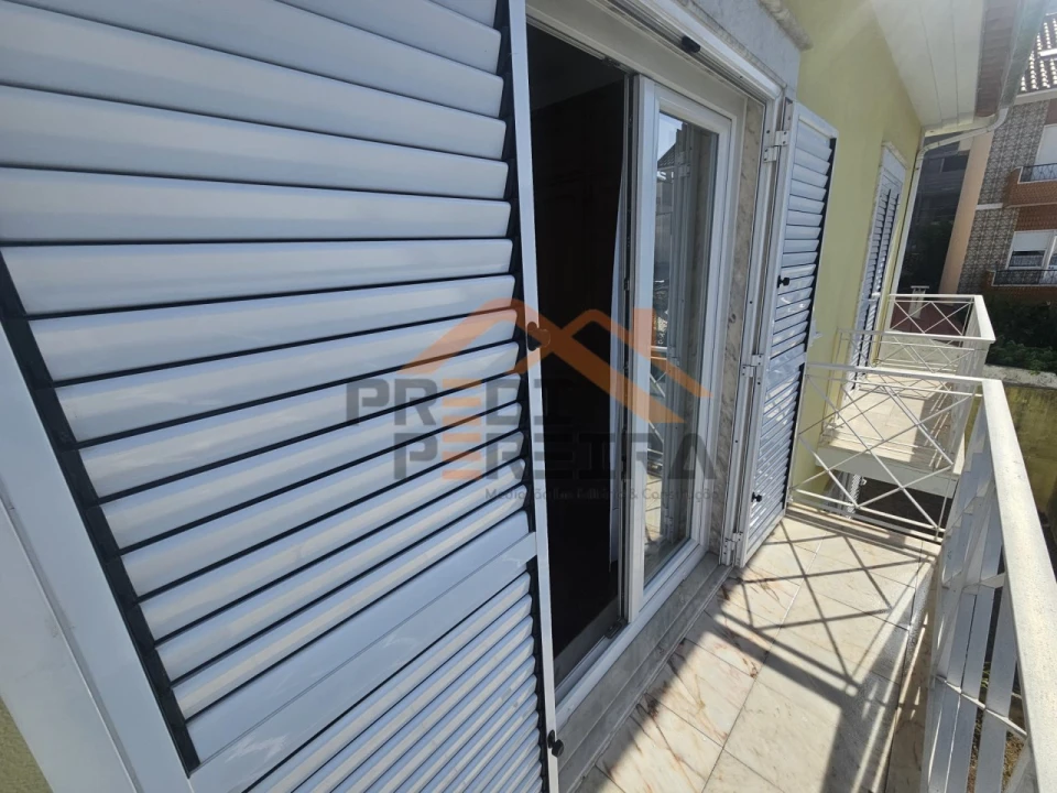 Moradia T5 para Venda em Ramada e Caneças Foto 30