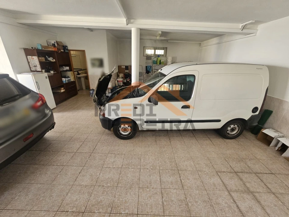 Moradia T5 para Venda em Ramada e Caneças Foto 57