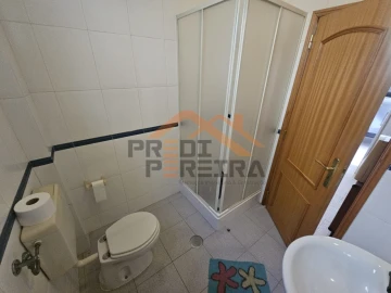Moradia T5 para Venda em Ramada e Caneças