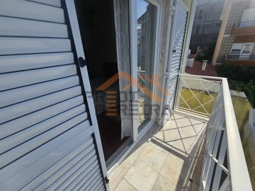 Moradia T5 para Venda em Ramada e Caneças
