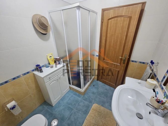 Moradia T5 para Venda em Ramada e Caneças Foto 18