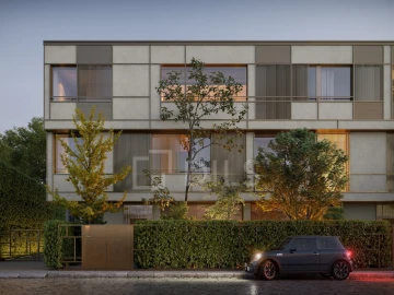 Apartamento T5 para Venda em Lordelo do Ouro e Massarelos