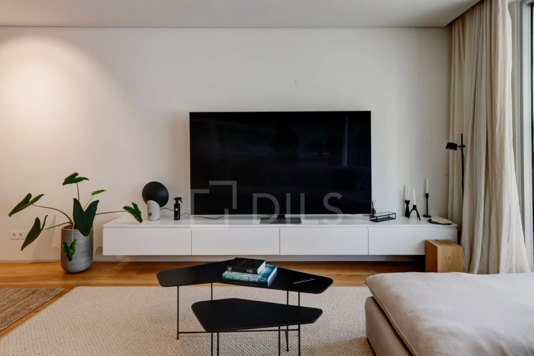 Apartamento T3 para Venda em Santo António Foto 13