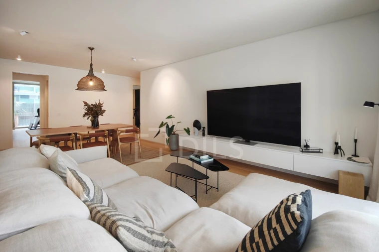 Apartamento T3 para Venda em Santo António Foto 14
