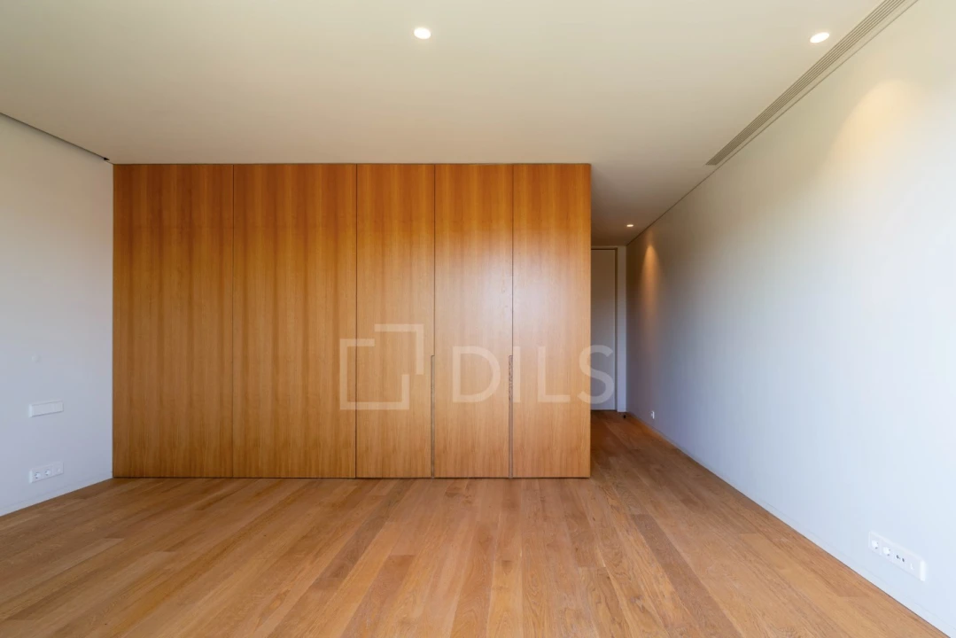 Apartamento T4 para Venda em Aldoar, Foz do Douro e Nevogilde Foto 7