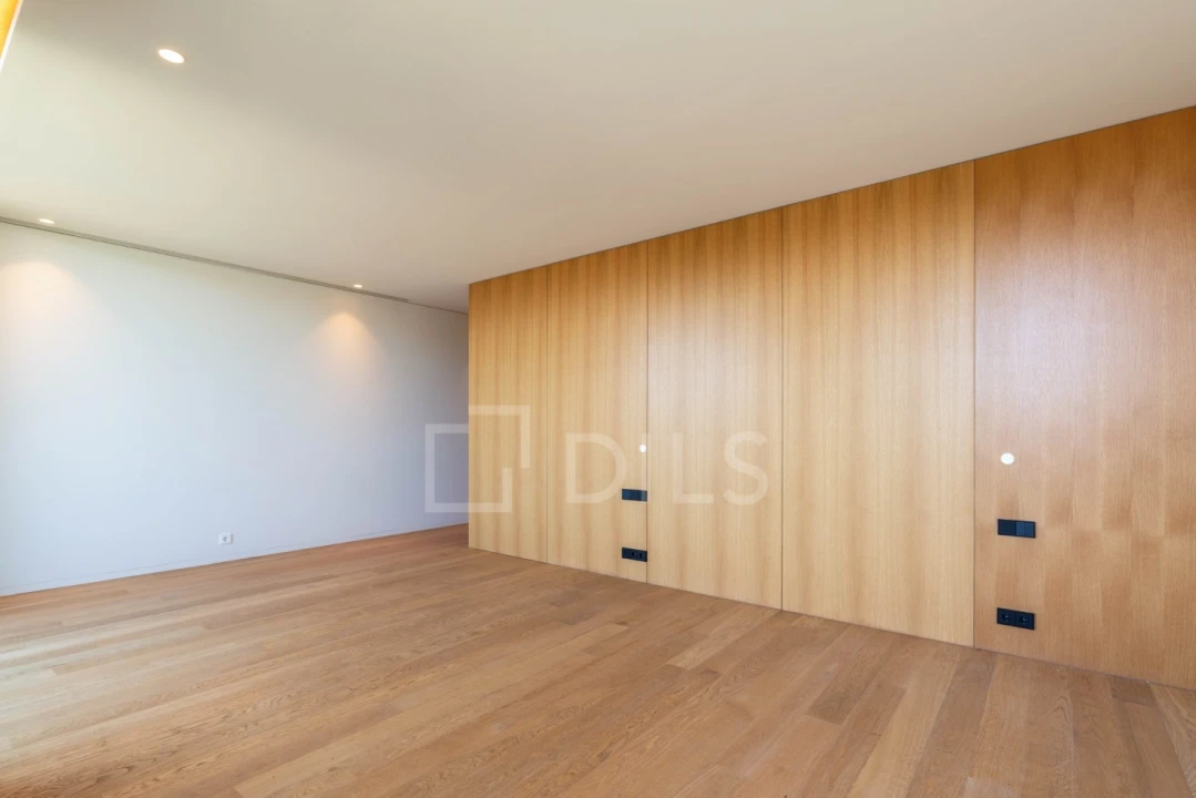 Apartamento T4 para Venda em Aldoar, Foz do Douro e Nevogilde Foto 43
