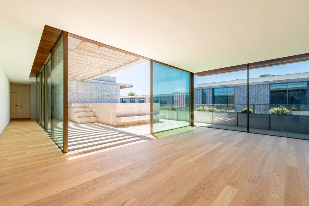 Apartamento T4 para Venda em Aldoar, Foz do Douro e Nevogilde Foto 4