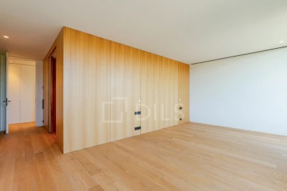 Apartamento T4 para Venda em Aldoar, Foz do Douro e Nevogilde