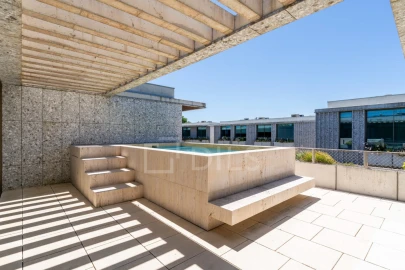 Apartamento T4 para Venda em Aldoar, Foz do Douro e Nevogilde