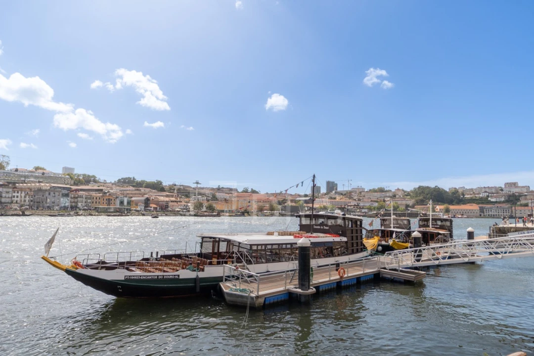 Apartamento T2 para Venda em Paranhos Foto 17