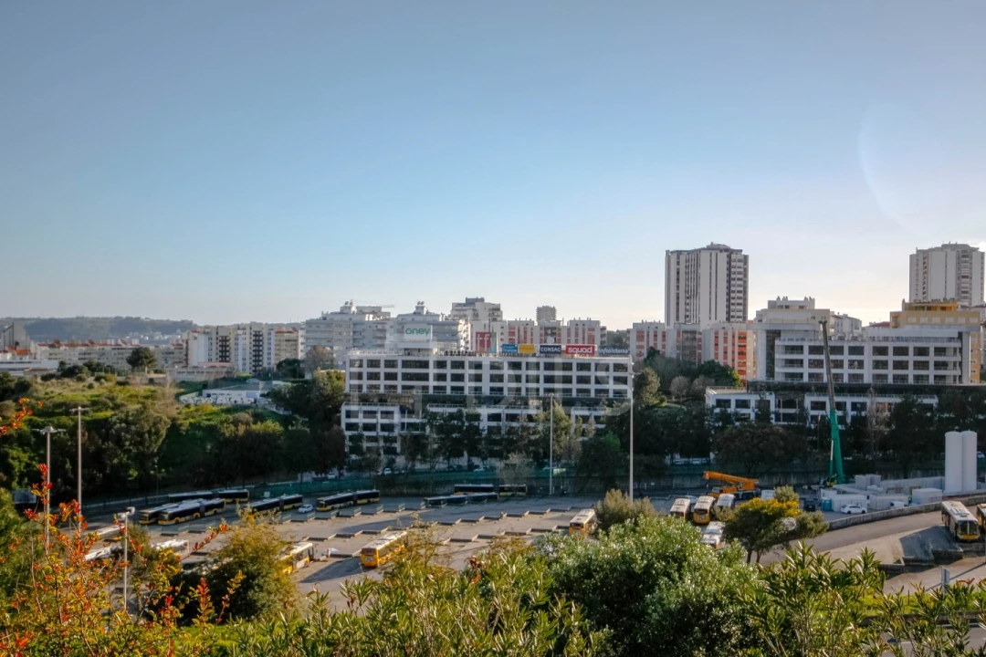 Apartamento T4 para Venda em Algés, Linda-A-Velha e Cruz Quebrada-Dafundo Foto 15