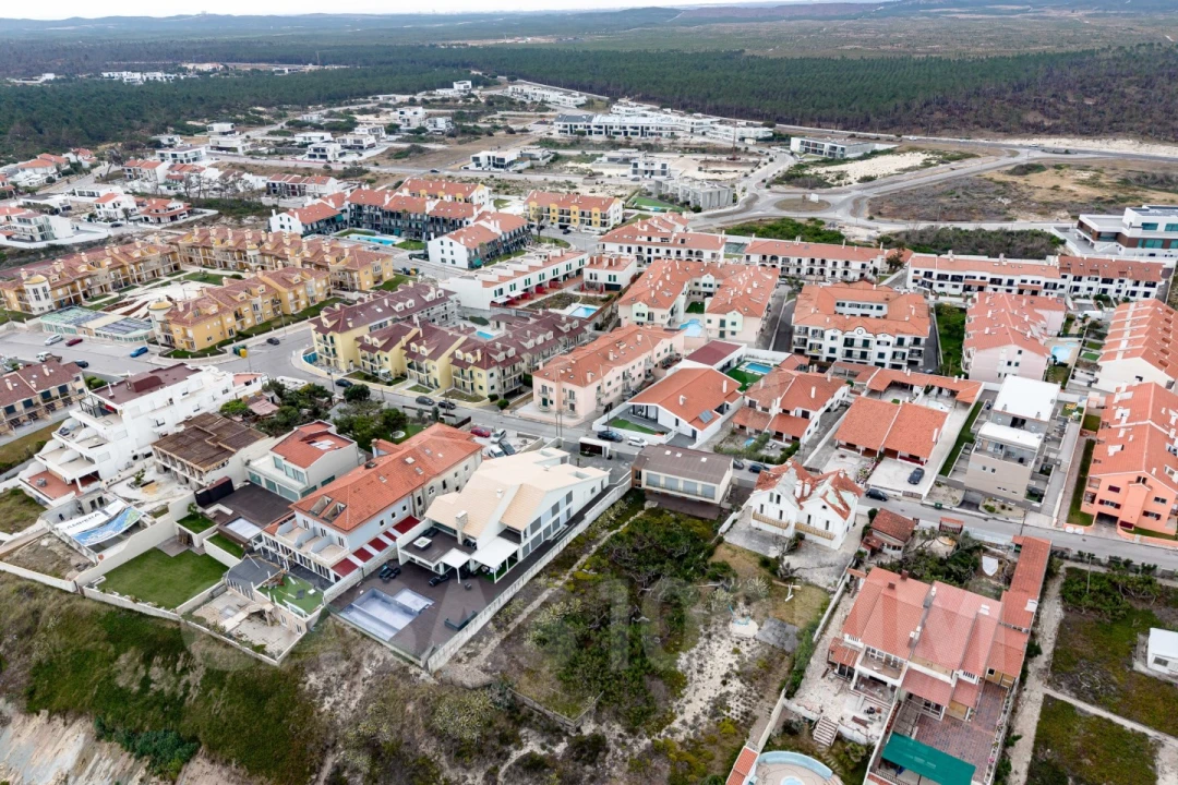 Apartamento T2 para Venda em Pataias e Martingança Foto 36