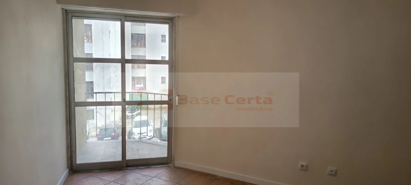 Apartamento T3 para Venda em Algueirão-Mem Martins Foto 7