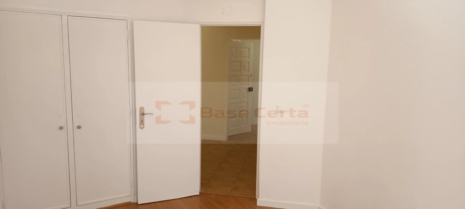 Apartamento T3 para Venda em Algueirão-Mem Martins Foto 14