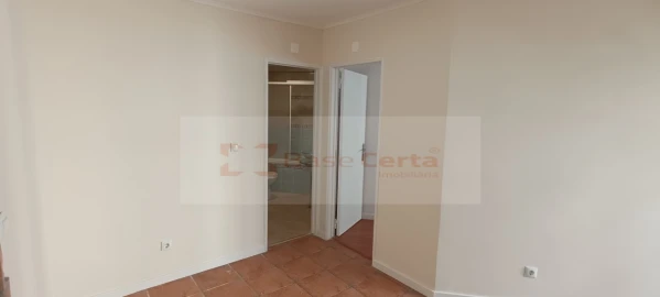 Apartamento T3 para Venda em Algueirão-Mem Martins