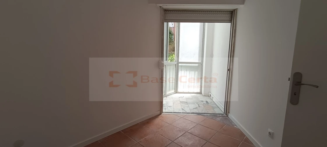 Apartamento T3 para Venda em Algueirão-Mem Martins Foto 15