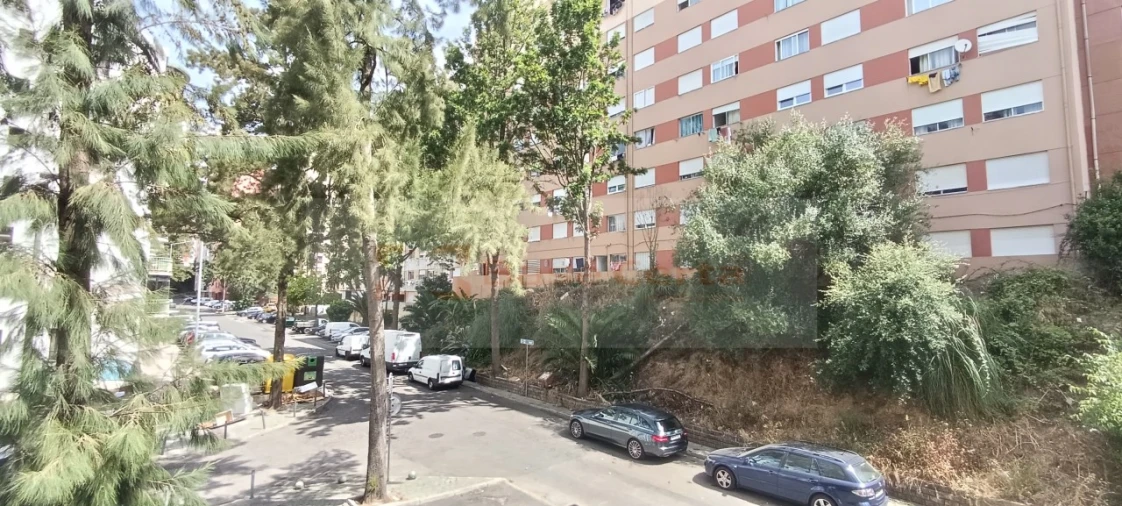 Apartamento T3 para Venda em Algueirão-Mem Martins Foto 16